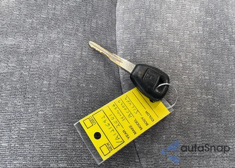 2001 Honda Accord Value Package z USA, uszkodzony, nr VIN 1HGCF86671A121692